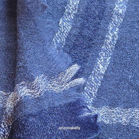 NWT Inouitoosh Wool Scarf Inoui Editions Blue White